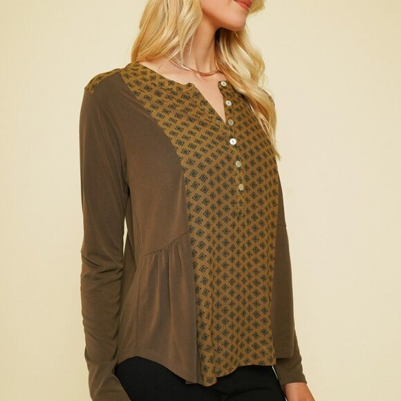 MYSTREE MIX MEDIA HENLEY TOP - Picture 3 of 8